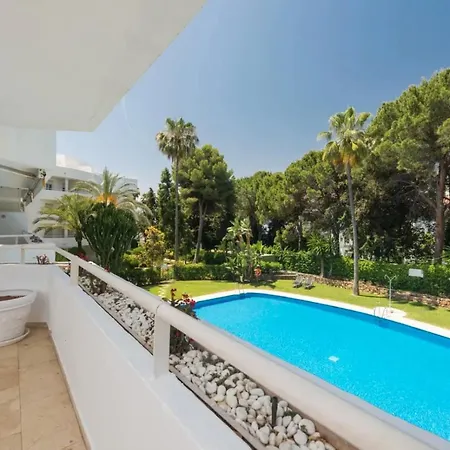 Apartment Charming 2 Bedroom Trocadero Arena Area Marbella