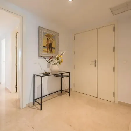 Apartment Charming 2 Bedroom Trocadero Arena Area Marbella